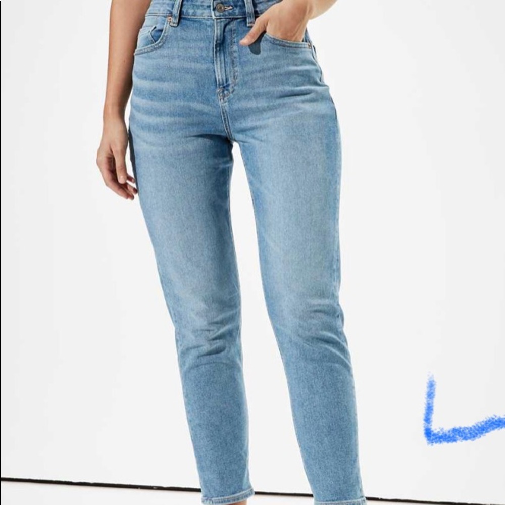 American Eagle mom jeans